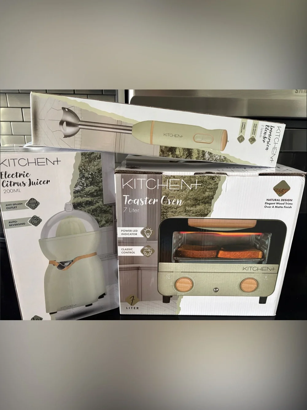 Kitchen + brand new
